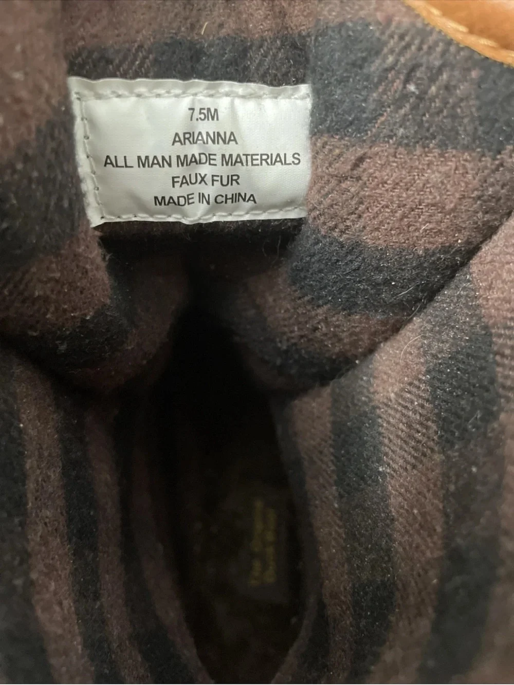 The Original Duck Boot pre owned